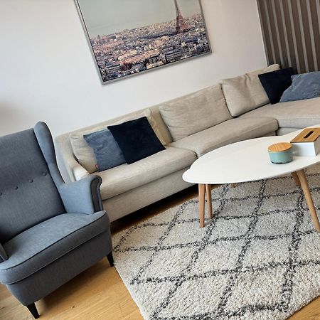 Downtown Charm With Free Parking Spot Apartment Братислава Екстериор снимка